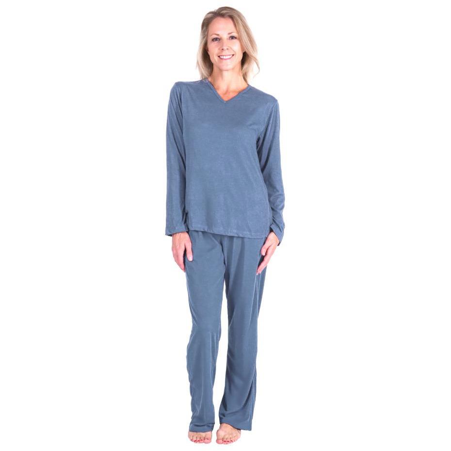 MOISTURE WICKING LONG SLEEVE PAJAMA SET