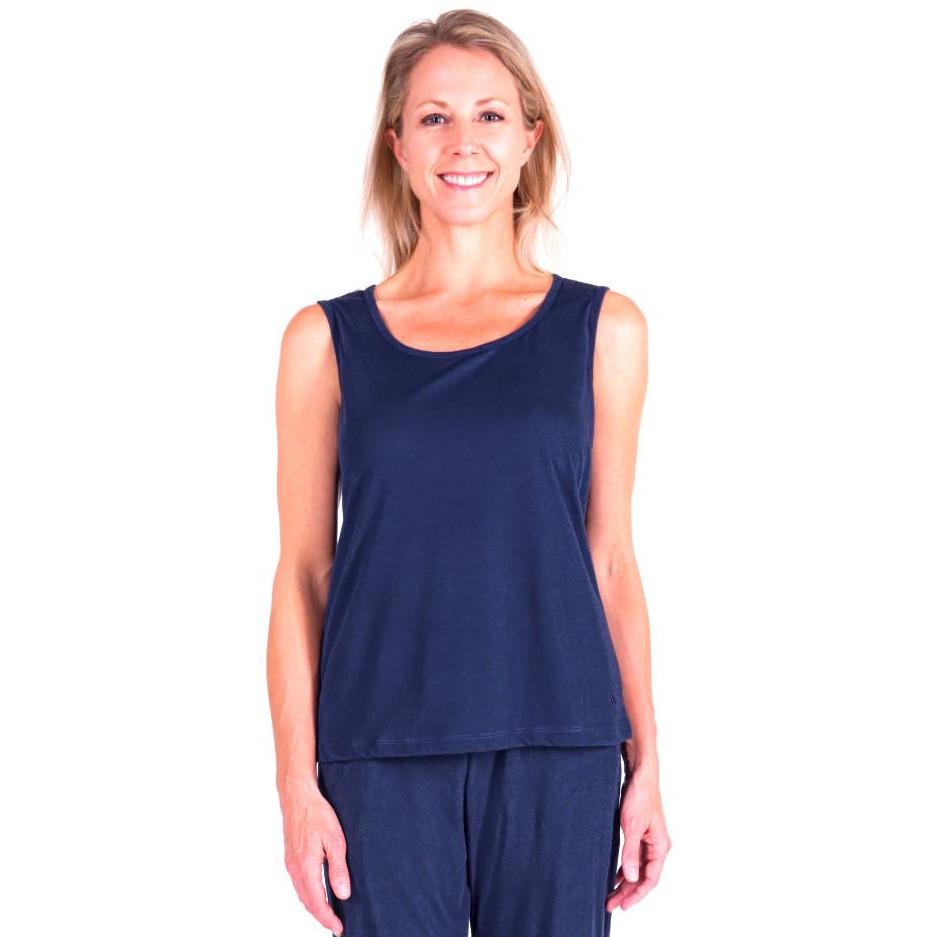 MOISTURE WICKING  3-PIECE PAJAMA SET 