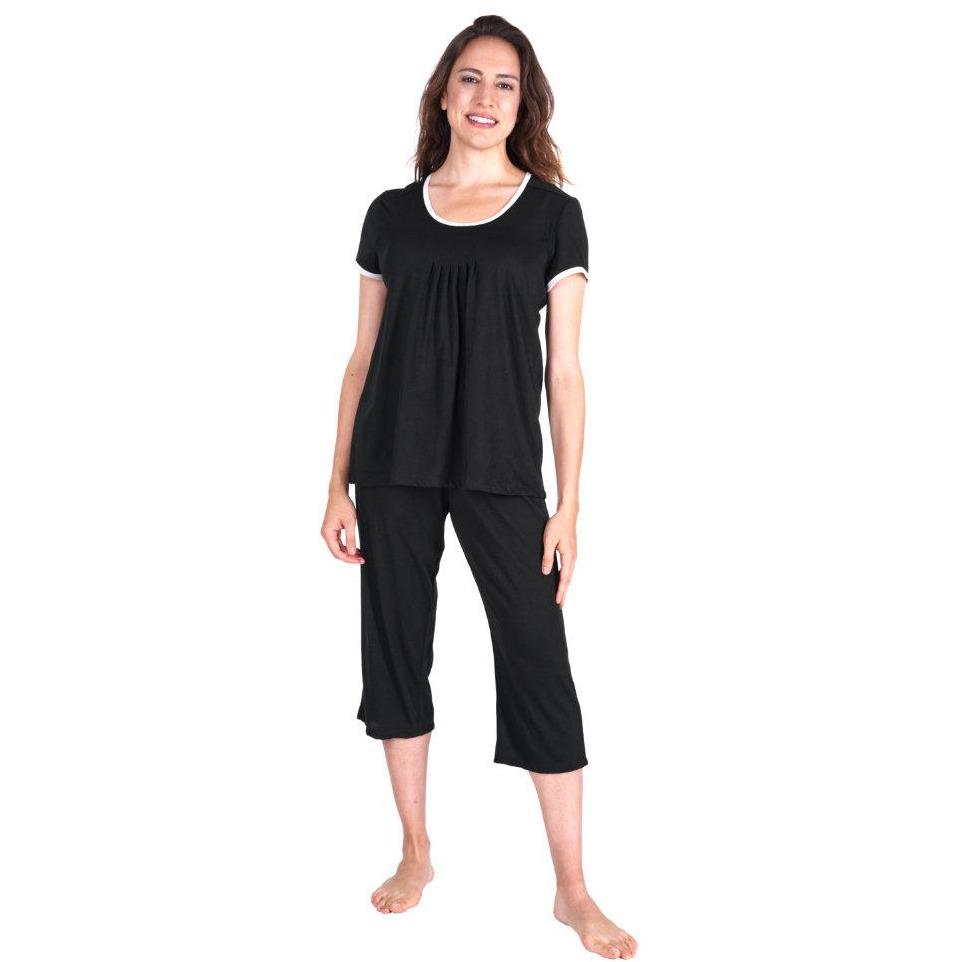 MOISTURE WICKING PLEATED T-SHIRT CAPRI SET